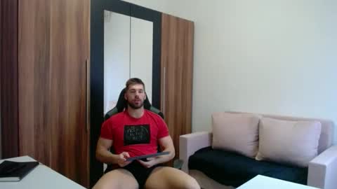 darius_94 online show from March 16, 5:44 am