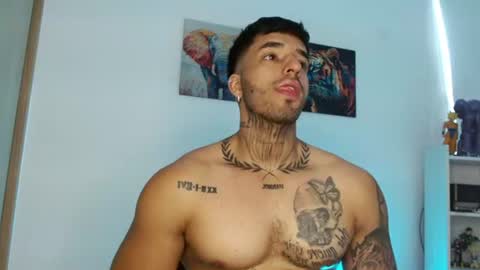Darius Phoenix  online show from June 26, 5:50 pm
