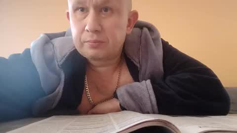 dxd69 online show from March 11, 8:20 am