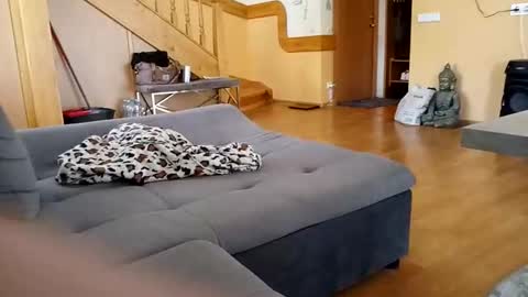 dxd69 online show from March 23, 1:48 pm