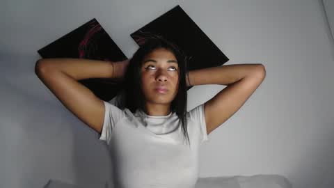 Sofia online show from November 16, 2:39 am