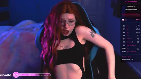 Snapshot of dark_lucious chatting on February 19, 4:25 pm Lucious Foijieh online show from February 19, 4:25 pm