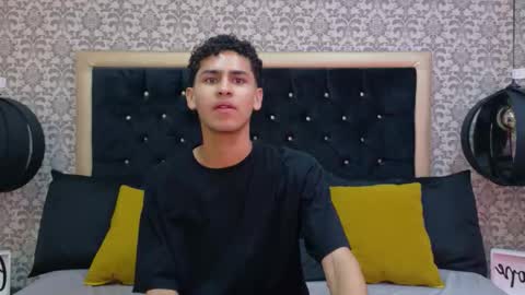 dark_sultan online show from February 18, 8:16 pm