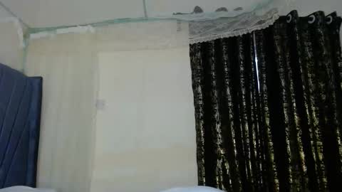 Snapshot of dark_tiffany chatting on January 17, 8:30 am Tiff online show from January 17, 8:30 am