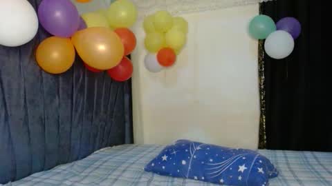 Snapshot of dark_tiffany chatting on February 14, 6:26 pm Tiff online show from February 14, 6:26 pm