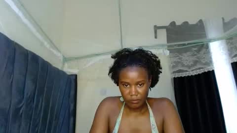 Snapshot of dark_tiffany chatting on February 20, 7:10 am Tiff online show from February 20, 7:10 am