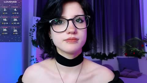 Snapshot of dark_vamp_ chatting on December 22, 12:28 am Vamp online show from December 22, 12:28 am