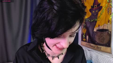 Snapshot of dark_vamp_ chatting on January 23, 6:03 pm Vamp online show from January 23, 6:03 pm