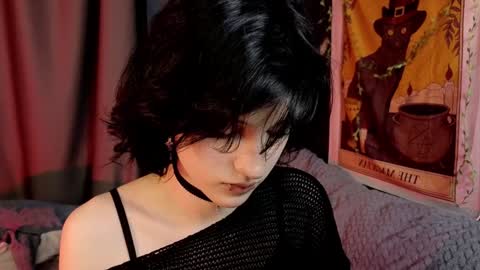Snapshot of dark_vamp_ chatting on February 7, 10:41 pm Vamp online show from February 7, 10:41 pm