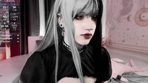 Snapshot of dark_vamp_ chatting on March 8, 3:13 pm Vamp online show from March 8, 3:13 pm