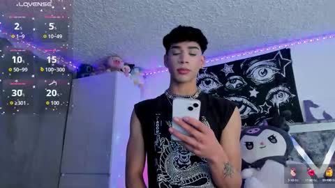 Snapshot of darkboy26_ chatting on September 8, 10:09 pm Blake online show from September 8, 10:09 pm