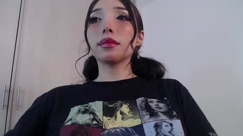  Candy   online show from December 11, 9:09 am