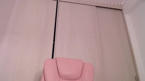  Candy   online show from March 11, 11:59 pm