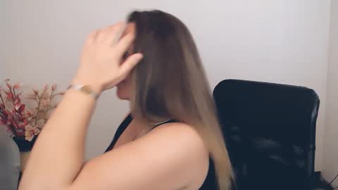 Anna online show from September 16, 12:39 pm