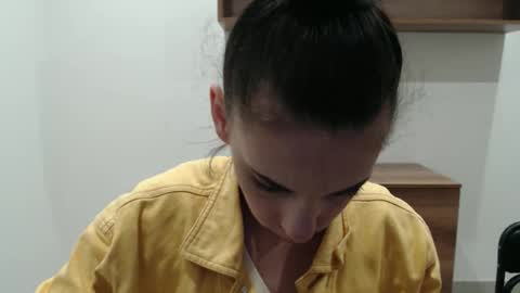 darklynx_ online show from December 1, 3:39 pm