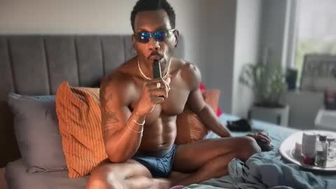 darkmattre02 online show from May 23, 2:54 pm