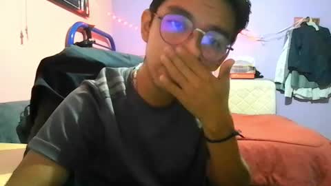 Snapshot of darknex_ chatting on June 24, 4:55 am Jose Ian online show from June 24, 4:55 am