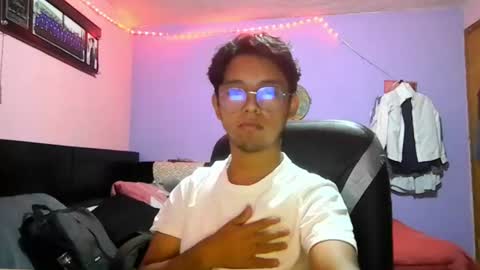 Snapshot of darknex_ chatting on July 2, 5:46 am Jose Ian online show from July 2, 5:46 am