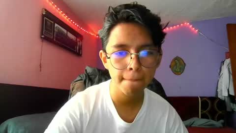 Snapshot of darknex_ chatting on July 5, 7:54 pm Jose Ian online show from July 5, 7:54 pm