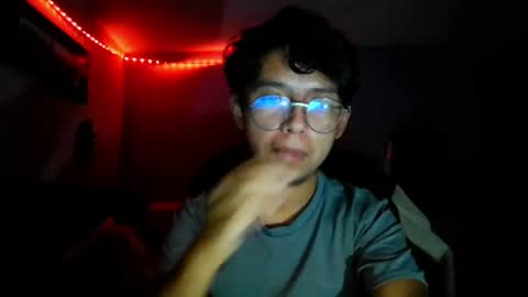 Snapshot of darknex_ chatting on July 26, 7:37 am Jose Ian online show from July 26, 7:37 am