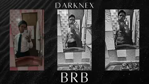 Snapshot of darknex_ chatting on August 5, 10:55 pm Jose Ian online show from August 5, 10:55 pm