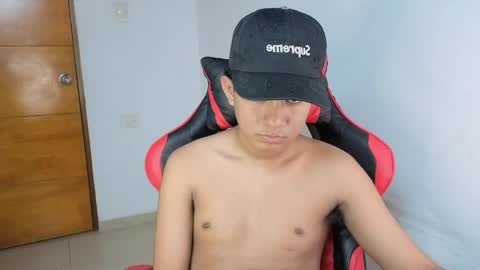 darknigthx online show from April 9, 4:01 am