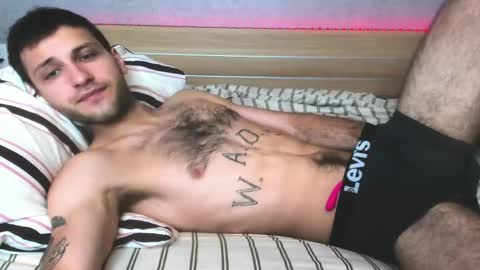 Snapshot of darkrogue18 chatting on April 11, 5:23 am Alex online show from April 11, 5:23 am