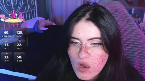 Snapshot of darksh1ne chatting on November 11, 10:37 am Shine online show from November 11, 10:37 am