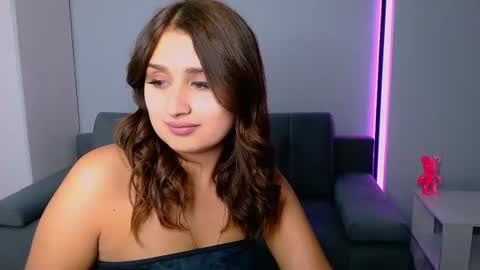 Amelie online show from June 28, 4:02 pm