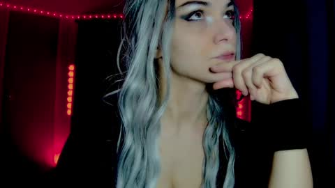 roseredgoddess online show from June 4, 2:50 am