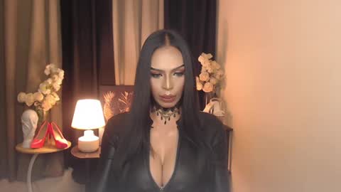 HAPPY BIRTHDAY MISTRESS MADRIANA online show from December 30, 10:53 am