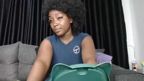 darktanqueen online show from June 2, 3:30 am