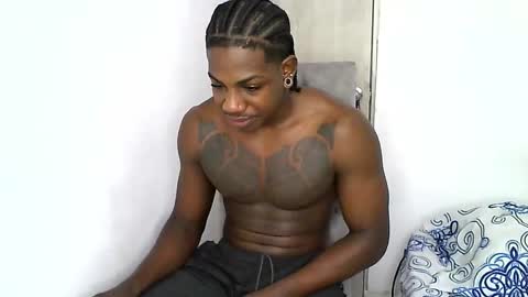 Snapshot of darktemp_ chatting on January 18, 11:25 am Darktemp online show from January 18, 11:25 am