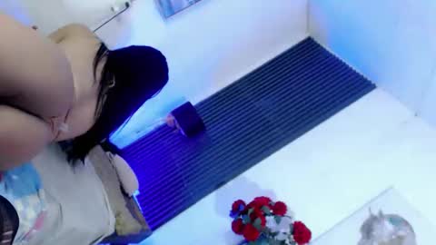 its me monica online show from February 7, 5:00 am