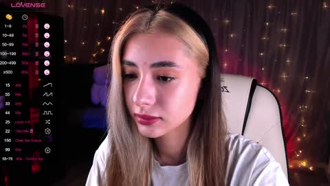 Belle online show from January 19, 4:54 am