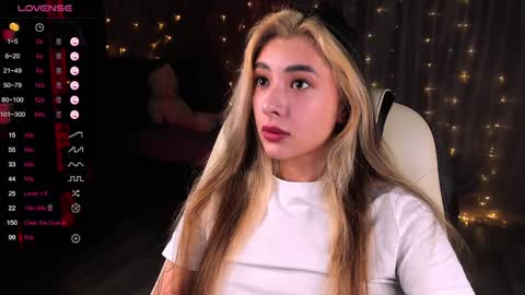 Belle online show from January 24, 4:48 am