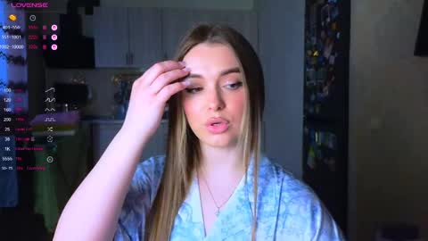 Darlina online show from April 16, 3:57 pm