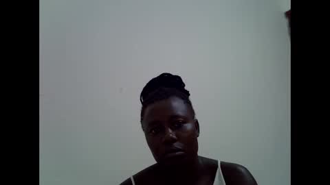 Snapshot of darling_ella chatting on March 12, 6:19 am darling_ella online show from March 12, 6:19 am