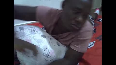 Snapshot of darling_ella chatting on May 12, 5:37 am darling_ella online show from May 12, 5:37 am