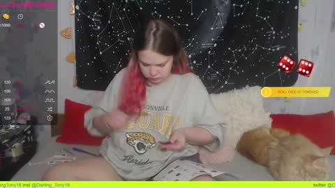 Snapshot of darling_tony18 chatting on December 9, 6:35 pm darling_tony18 online show from December 9, 6:35 pm