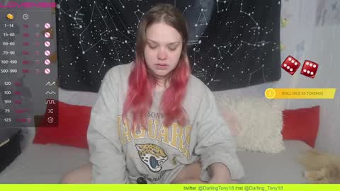 Snapshot of darling_tony18 chatting on December 18, 6:25 pm darling_tony18 online show from December 18, 6:25 pm