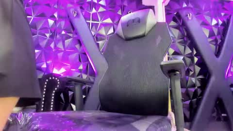 Darling online show from March 16, 1:04 pm