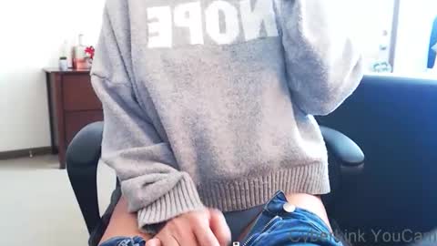 DarlingD online show from December 5, 4:34 pm