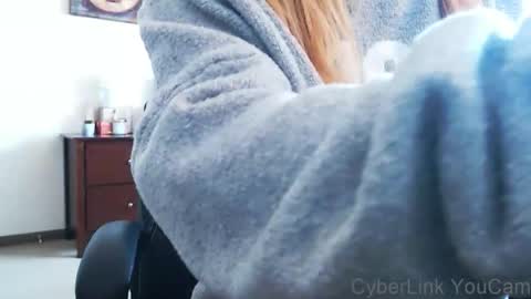 DarlingD online show from February 24, 4:04 pm