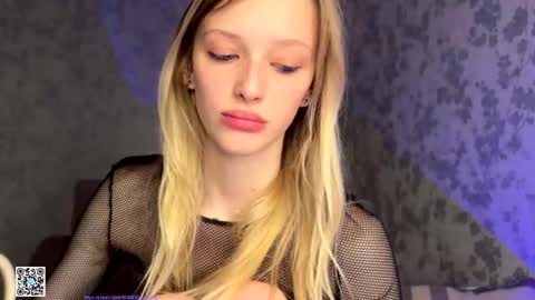 Snapshot of darlingdarinka chatting on November 8, 8:40 pm D online show from November 8, 8:40 pm