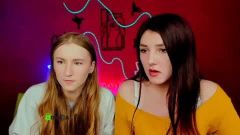 darly honey online show from April 16, 11:22 am