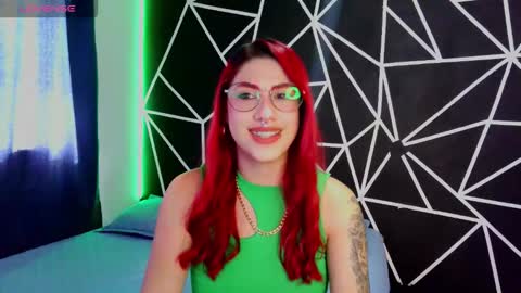 Darlyhooper online show from September 24, 8:45 pm