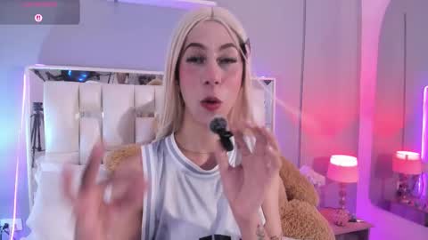 darlyn_tenderhot__ online show from November 18, 9:19 pm