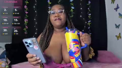 Snapshot of darnellqueen chatting on July 31, 2:11 am Darnell Queen online show from July 31, 2:11 am