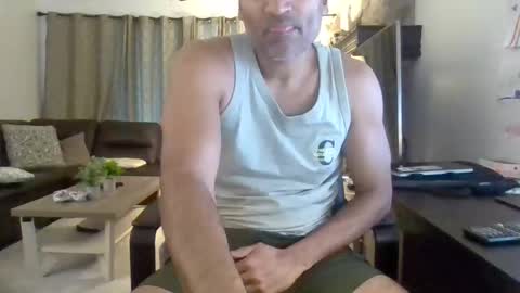 darryl43321 online show from December 4, 7:11 pm